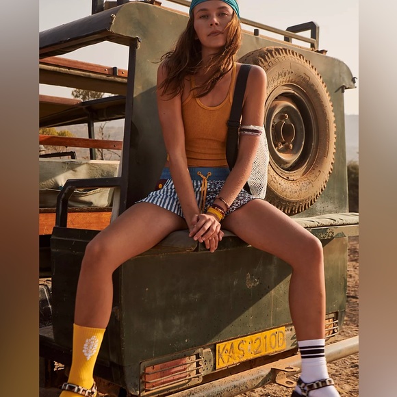 Free People Happiness Runs Crop Top in Sprout Size XL NWOT - Picture 4 of 9